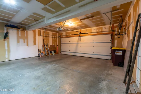 $10,000 | 504 Grand Avenue, Saratoga Springs, NY 12866