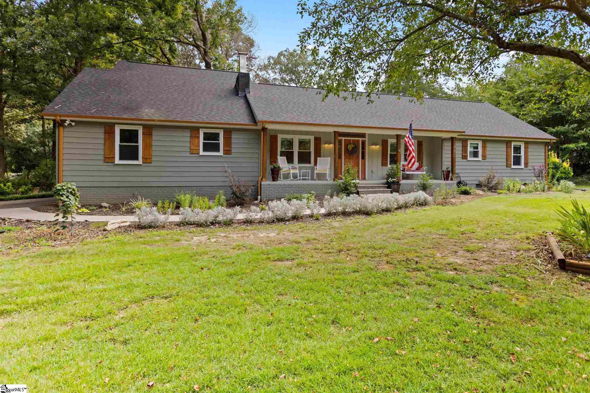 101 Frederick Street Greer, SC 29651 - Photo 1 of 31 Gallery Image 1
