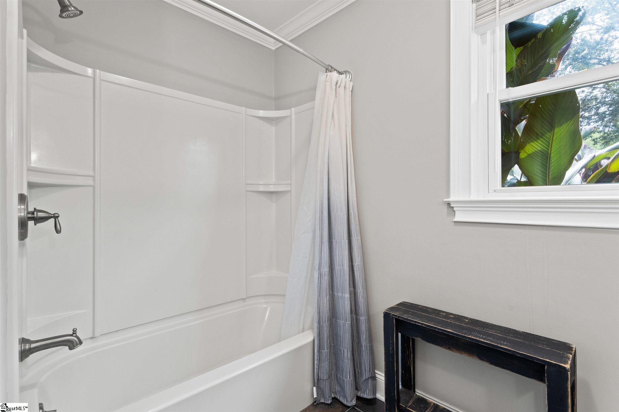 101 Frederick Street Greer, SC 29651 - Photo 17 of 31 Gallery Image 17