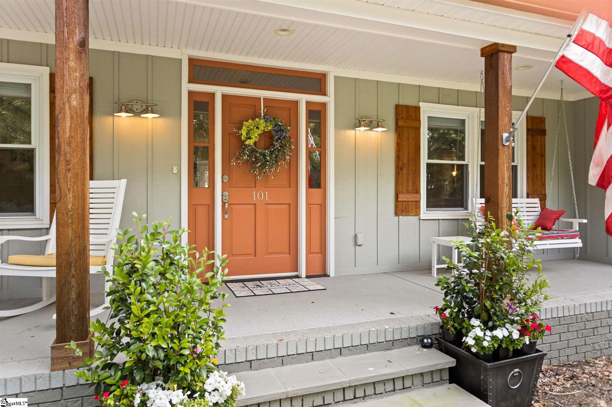 101 Frederick Street Greer, SC 29651 - Photo 4 of 31 Gallery Image 4