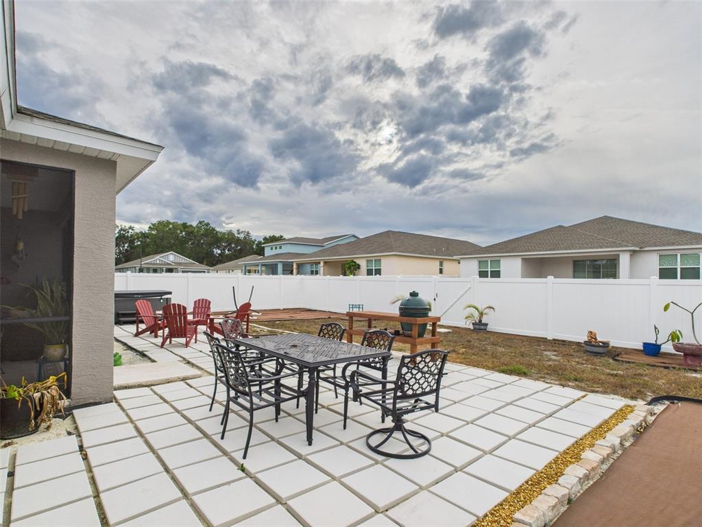 6506 Southwest 75th Ave Road Ocala, FL 34474 - Photo 28 of 28 a view of a terrace with furniture and stove
