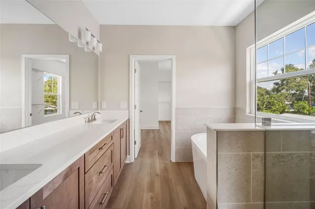 $1,049,990 | 741 58th Avenue Northeast, St. Petersburg, FL 33703