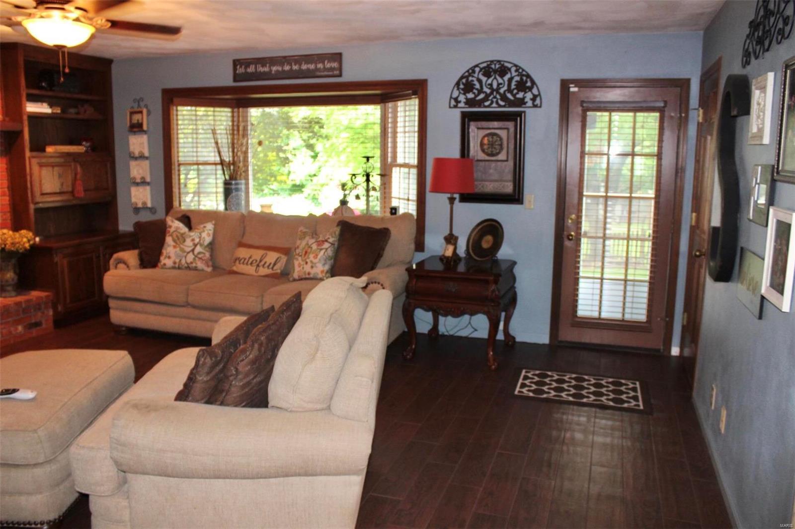 205 Hickory Ridge Belleville, IL 62223 - Photo 19 of 47 Gallery Image 19