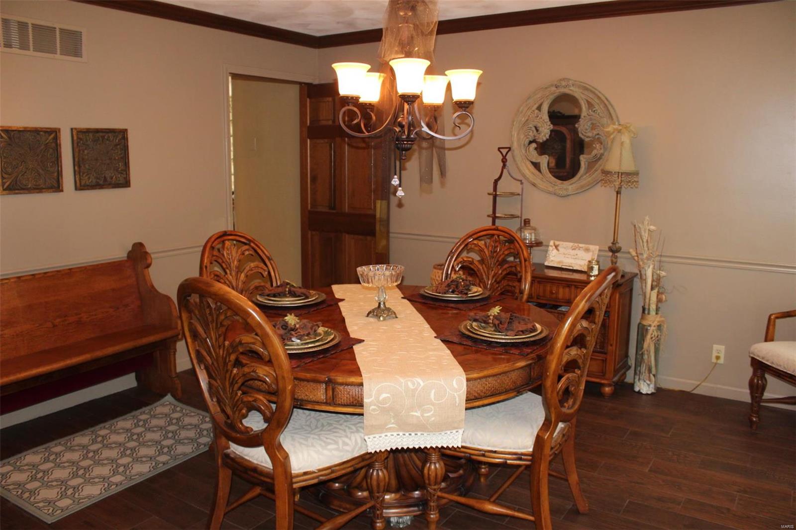 205 Hickory Ridge Belleville, IL 62223 - Photo 8 of 47 Gallery Image 8