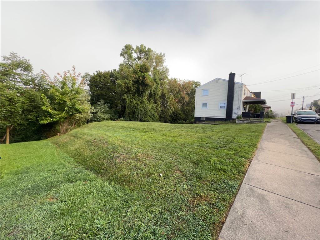 454 Edith Street Pittsburgh, PA 15211 - Photo 2 of 8