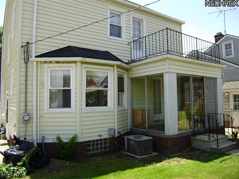 2408 Ralph Avenue Cleveland, OH 44109 - Photo 6 of 19 Gallery Image 6