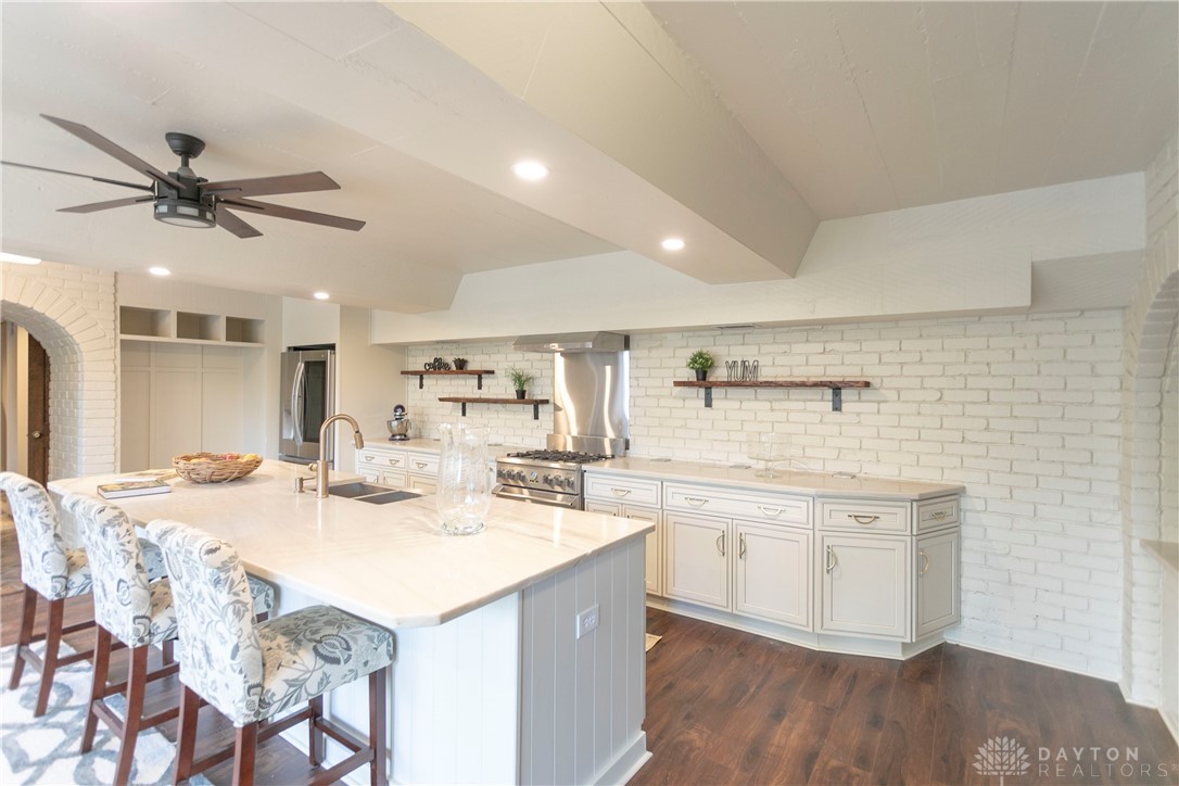 1105 Ridgeway Road Oakwood, OH 45419 - Photo 4 of 25