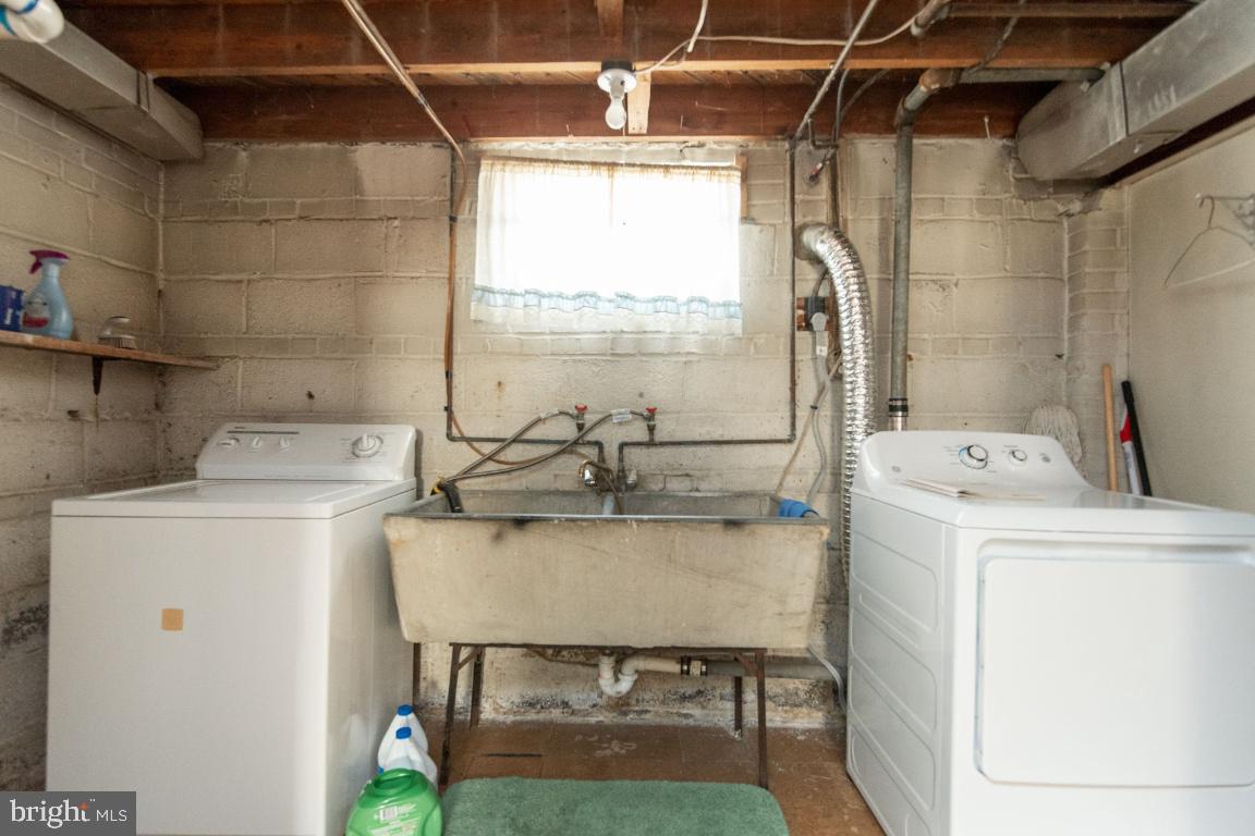 1614 Oakview Drive Silver Spring, MD 20903 - Photo 24 of 28