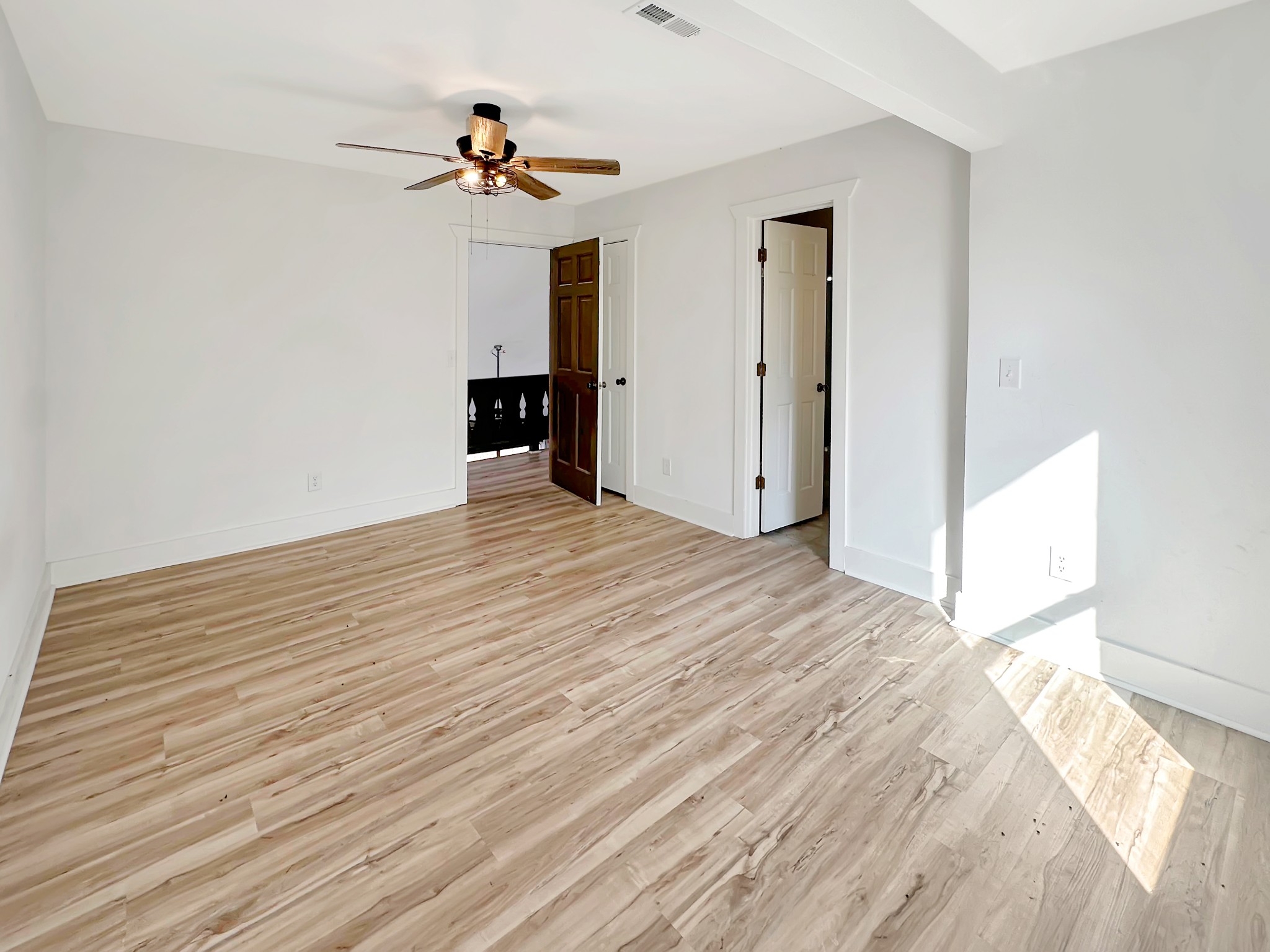 1041 Old Mt Vernon Road Bethpage, TN 37022 - Photo 16 of 46 a view of an empty room with wooden floor and a window