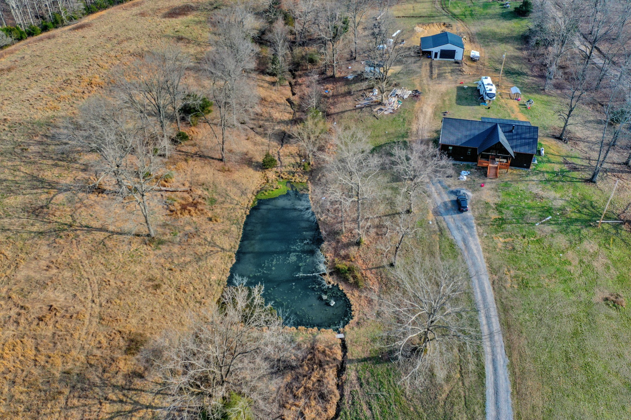 1041 Old Mt Vernon Road Bethpage, TN 37022 - Photo 39 of 46 a backyard of a house with lots of green space