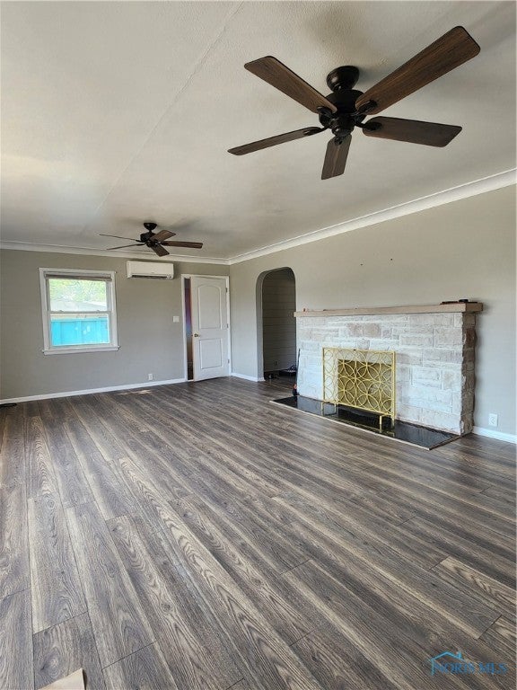 303 Delphos Road Columbus Grove, OH 45830 - Photo 8 of 12 Living Room