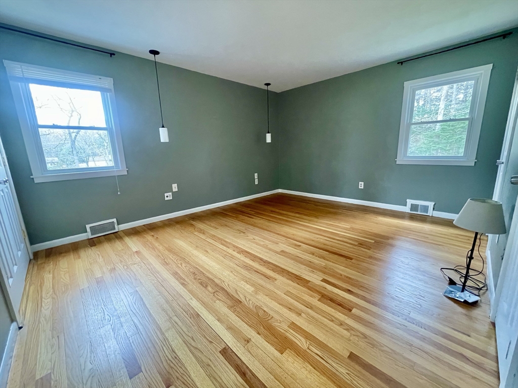 36 Avondale Road Longmeadow, MA 01106 - Photo 16 of 25 Gallery Image 16