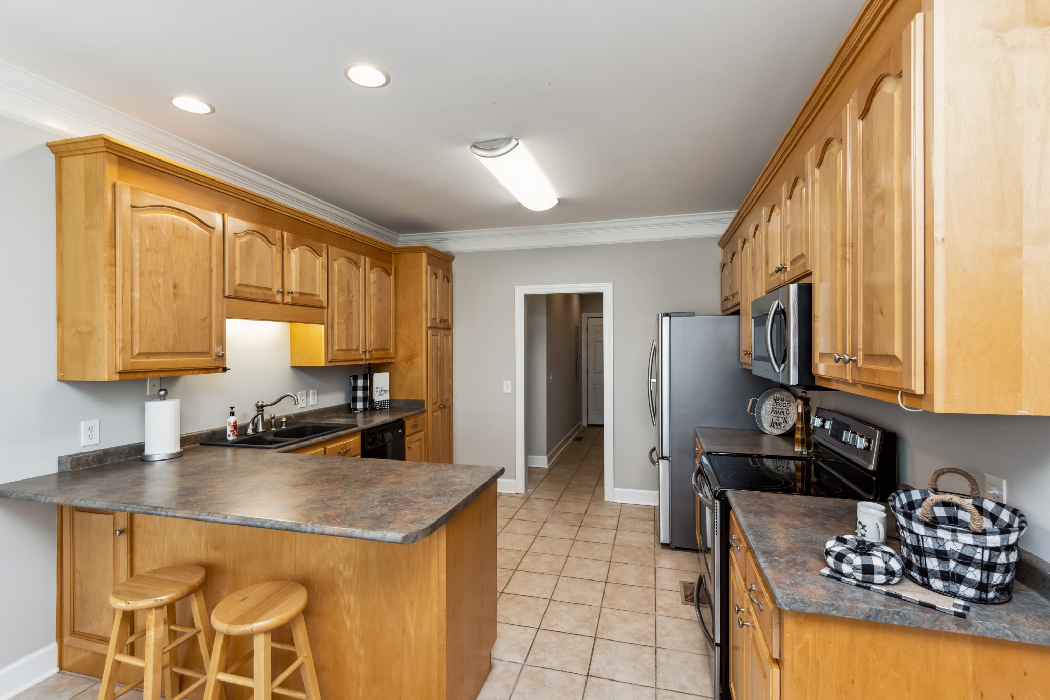 5592 Cedar Grove Road Murfreesboro, TN 37127 - Photo 11 of 43 The Counter Bar will easily hold 3 chairs or stools!