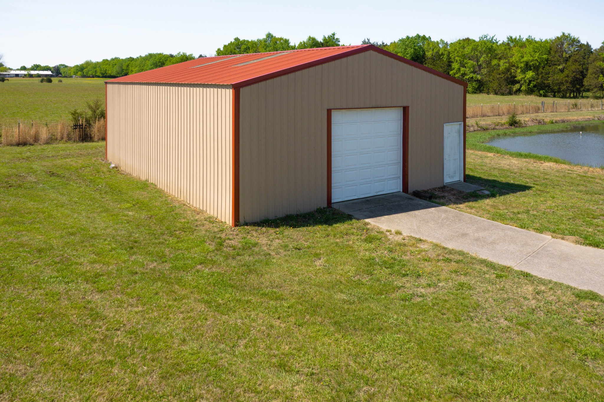 5592 Cedar Grove Road Murfreesboro, TN 37127 - Photo 33 of 43 This property has a really nice shop/garage that is 30' x 40'!