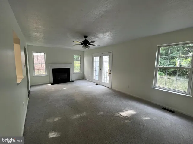 $1,900 | 1970 Cidermill Lane, Winchester, VA 22601