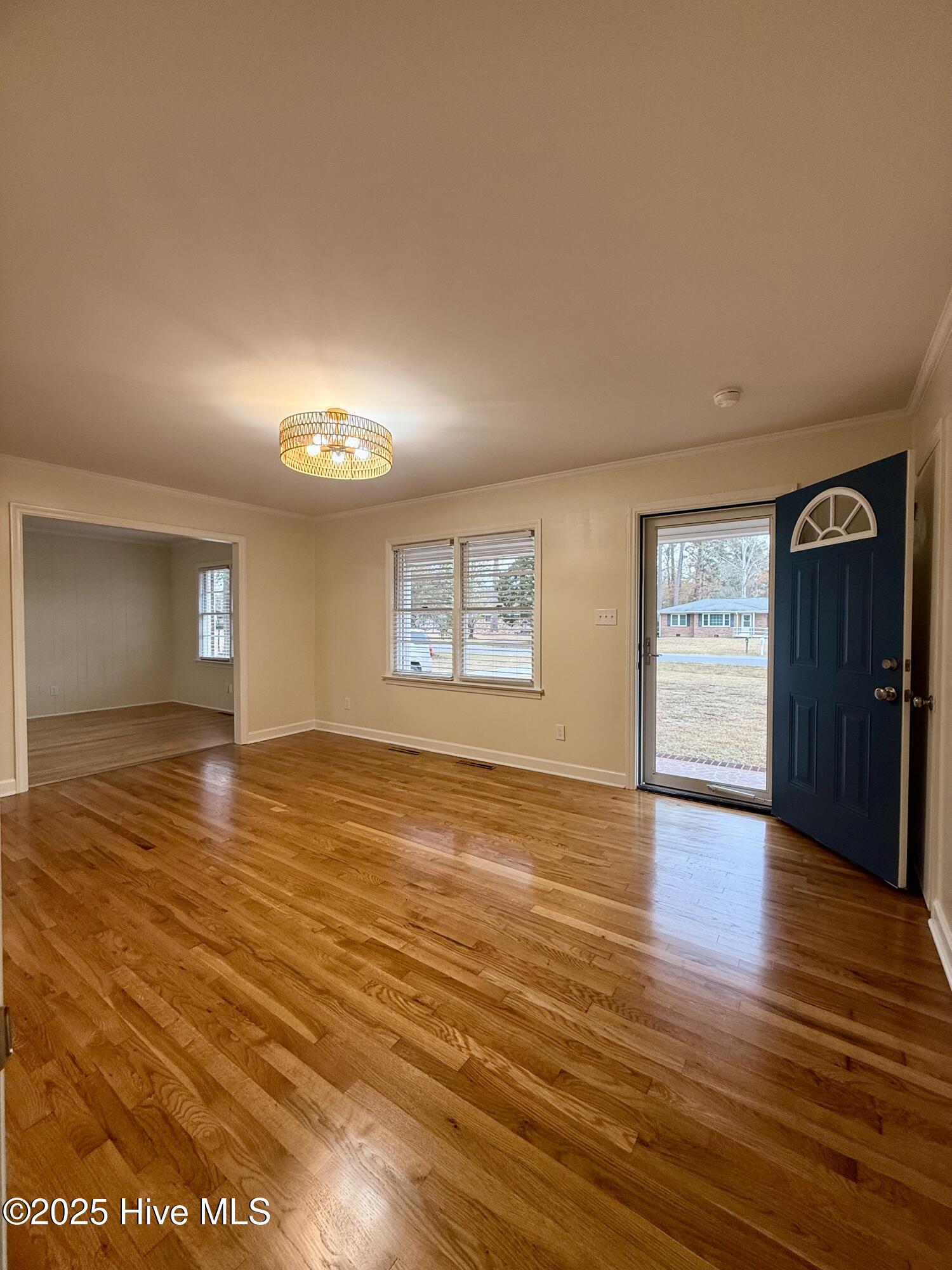114 Beech Lane Washington, NC 27889 - Photo 11 of 52 Living Room