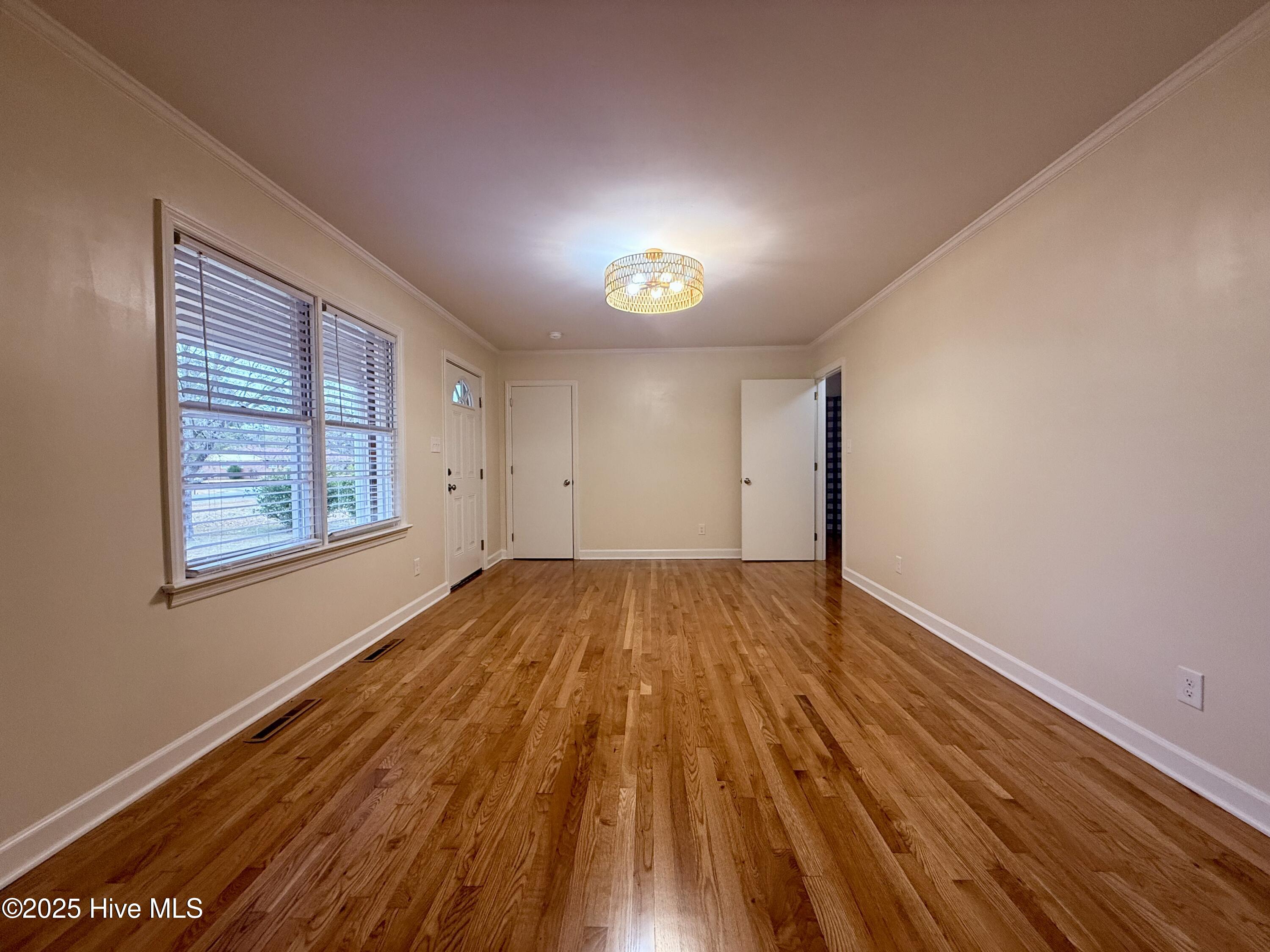 114 Beech Lane Washington, NC 27889 - Photo 14 of 52 Living Room