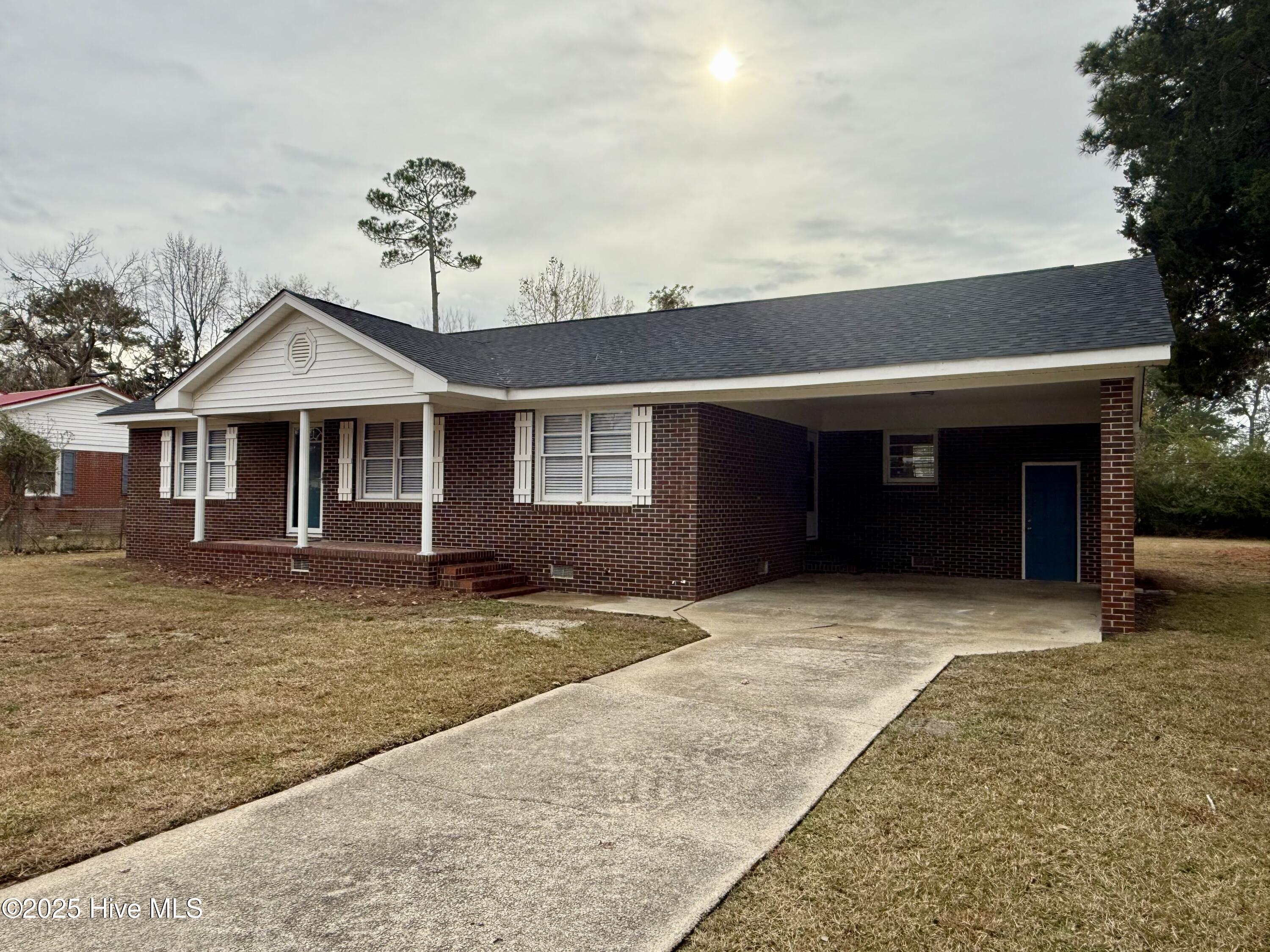 114 Beech Lane Washington, NC 27889 - Photo 3 of 52 Front Side of Home