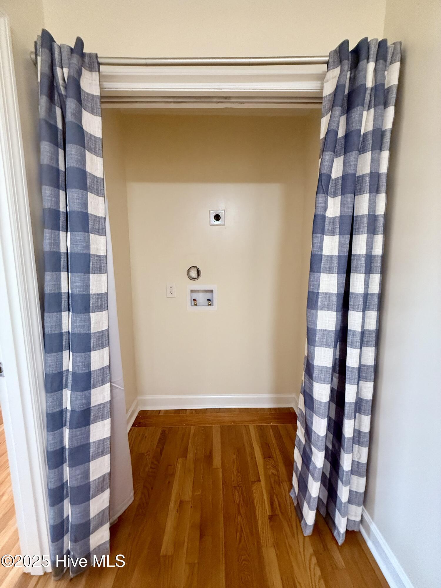 114 Beech Lane Washington, NC 27889 - Photo 39 of 52 Laundry Closet