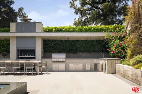 $6,995,000 | 1270 Lago Vista Drive, Beverly Hills, CA 90210