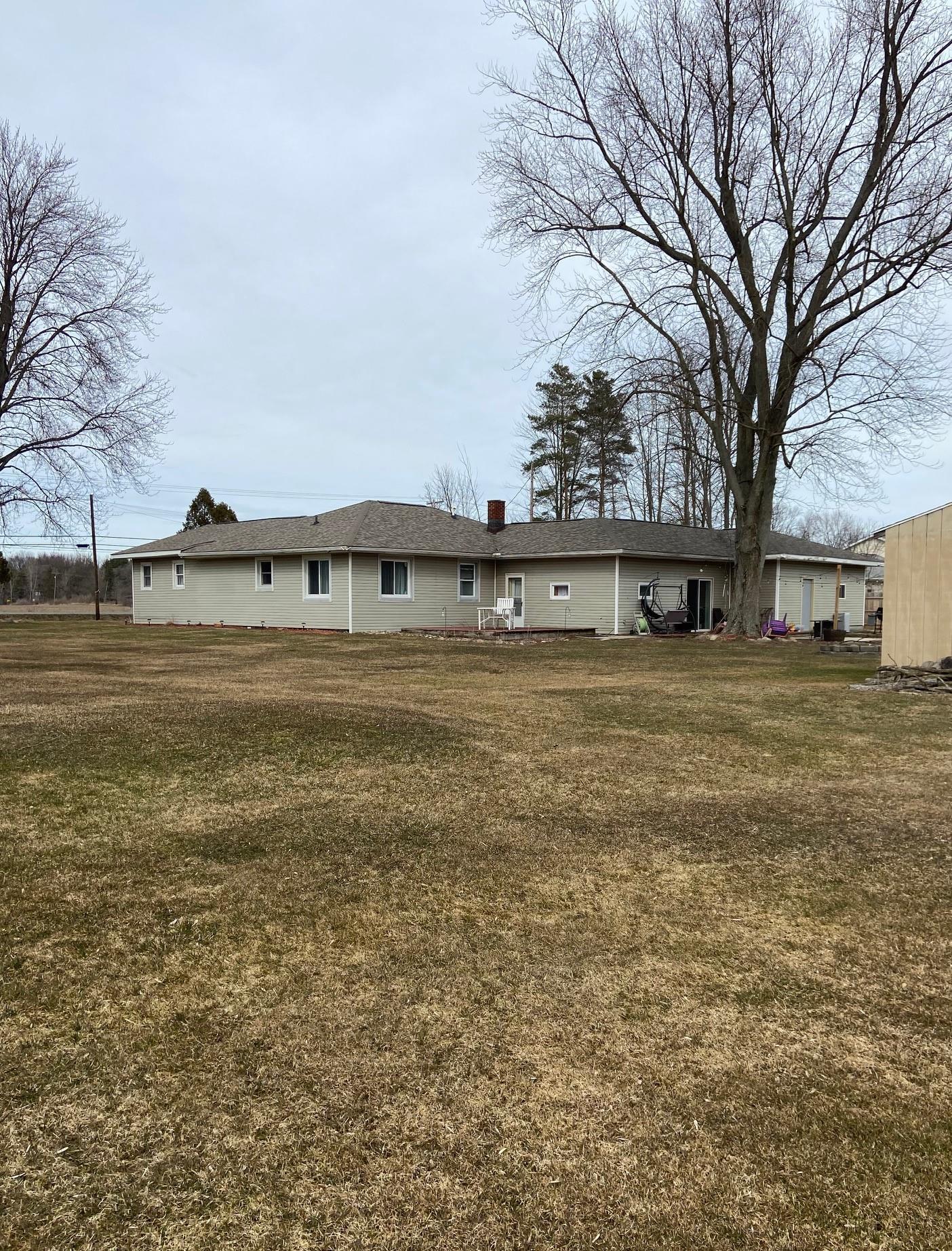 2462 East Stewart Road Midland, MI 48640 - Photo 8 of 56 Gallery Image 8