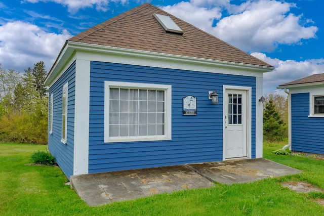 $525,000 | 30 Hardy's Hill Road, Deer Isle, ME 04627