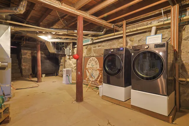 $525,000 | 30 Hardy's Hill Road, Deer Isle, ME 04627