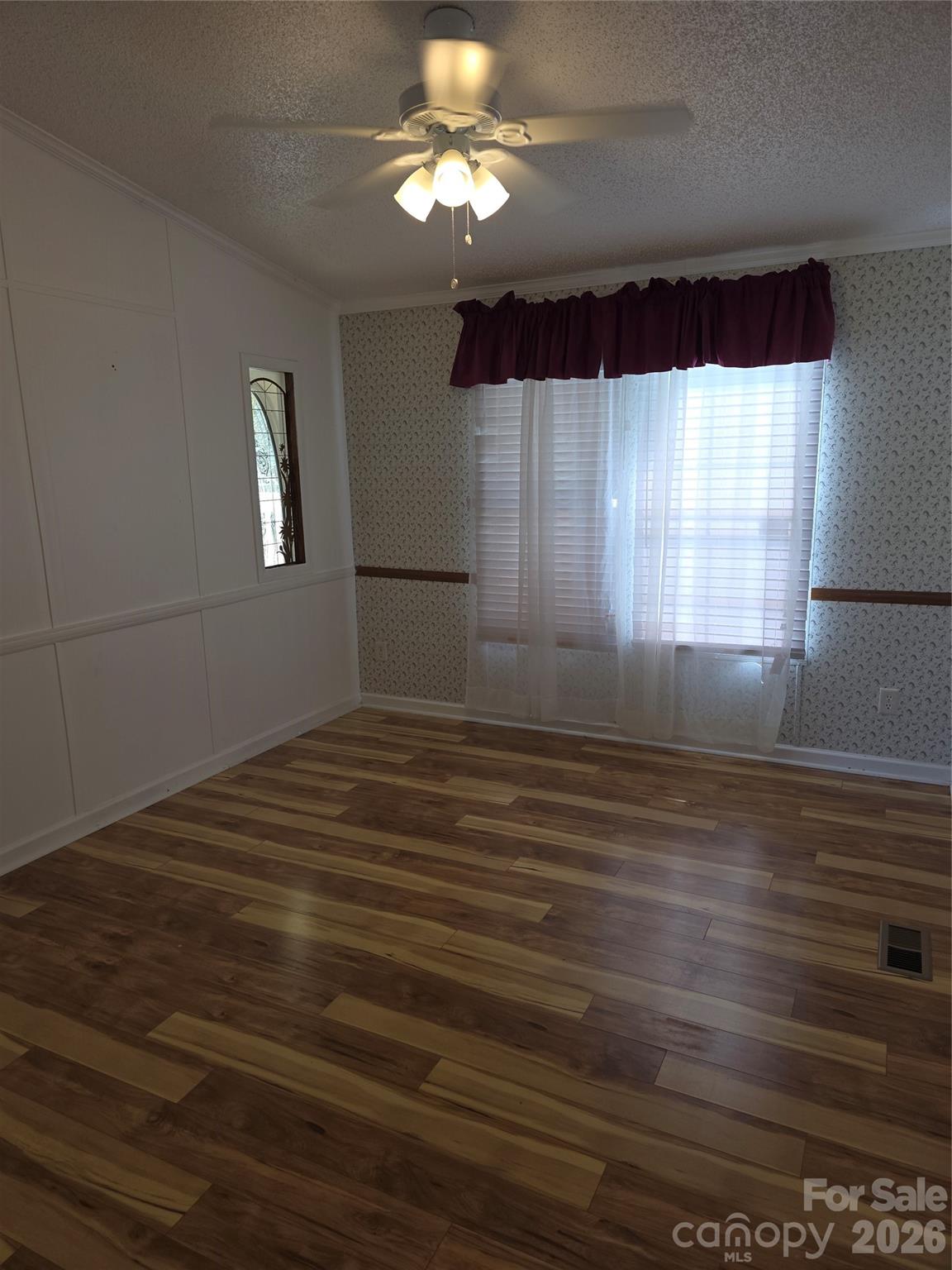 1395 Cape Hickory Road Hickory, NC 28601 - Photo 14 of 22