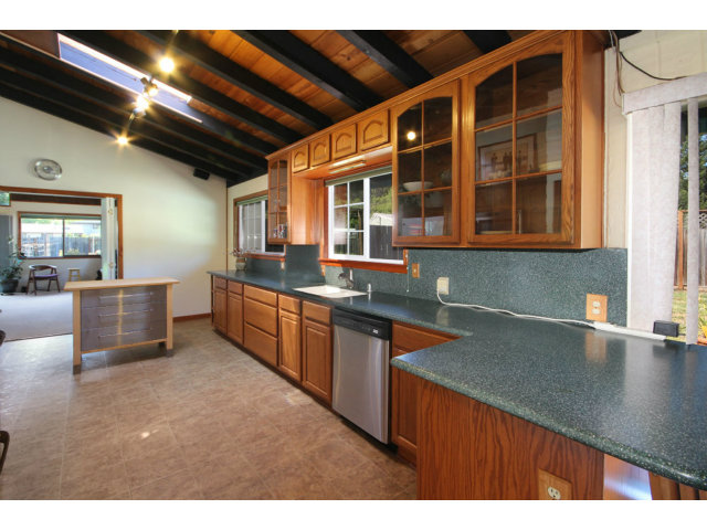 330 Green Valley Road Scotts Valley, CA 95066 - Photo 5 of 21 Gallery Image 5