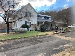 12109 Back Valley Road Soddy Daisy, TN 37379 - Photo 2 of 8 12109 Back Valley Road Side of house
