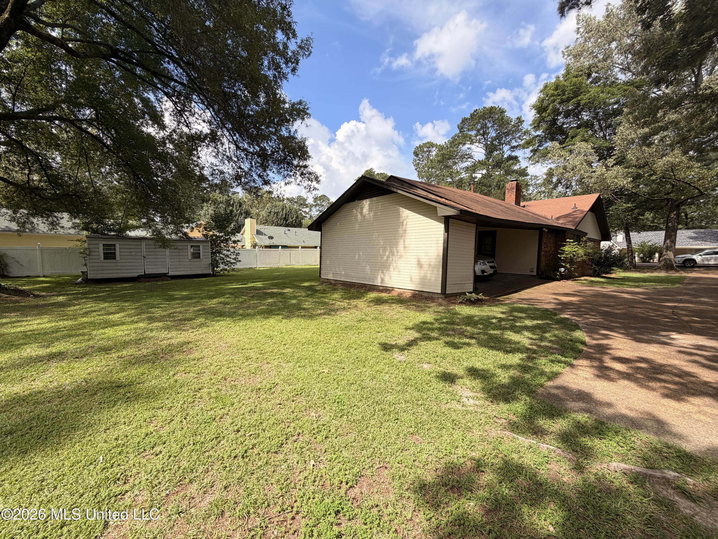 141 Plum Tree Road Brandon, MS 39047 - Photo 12 of 16 IMG_2534