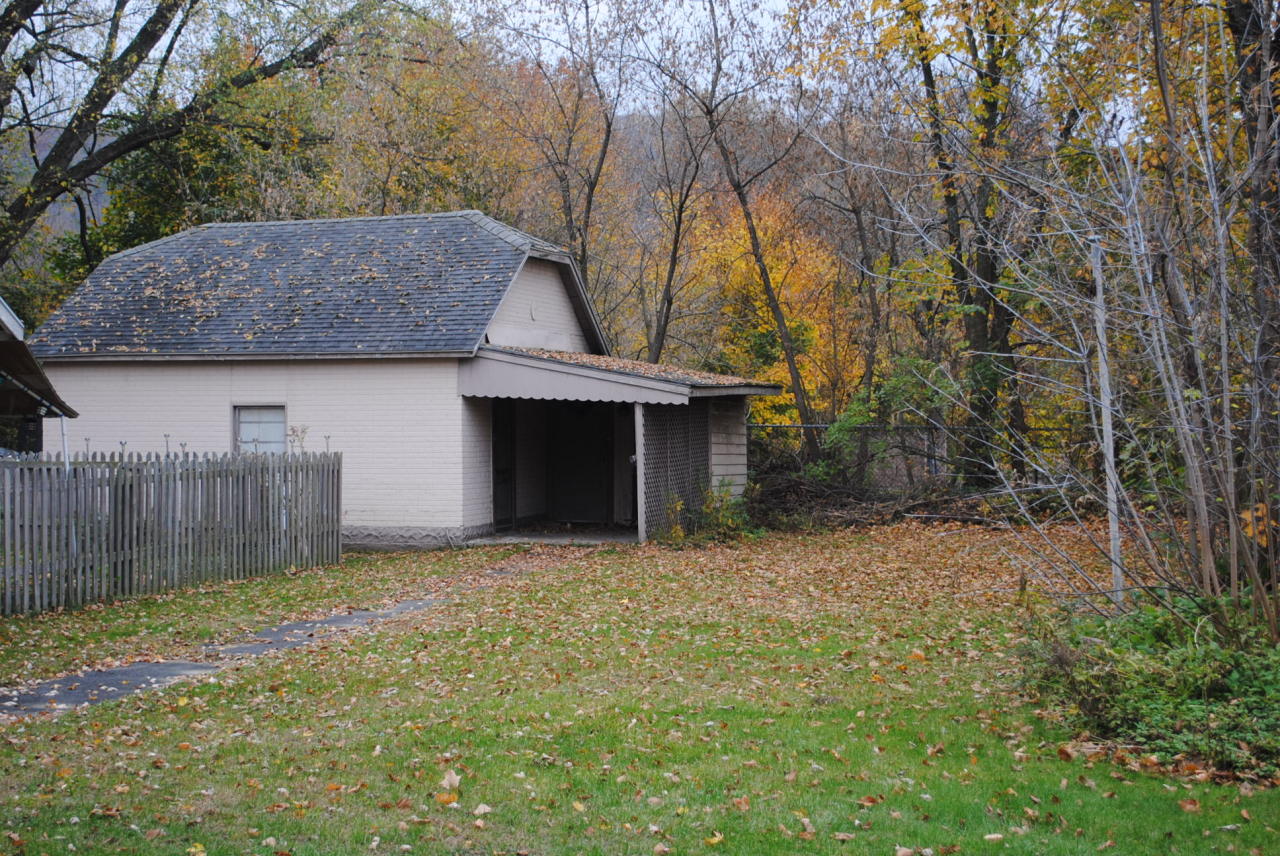282 State Road North Adams, MA 01247 - Photo 3 of 27 DSC_1139
