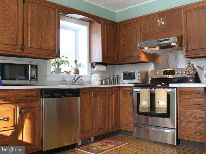 519 Ridge Road Telford, PA 18969 - Photo 5 of 10