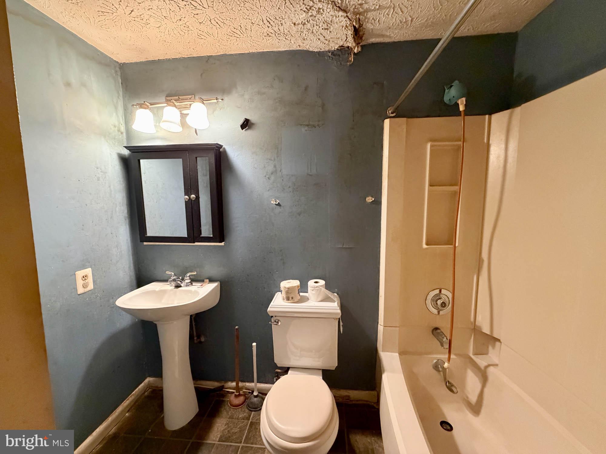3207 B Acton Road Baltimore, MD 21234 - Photo 10 of 15 Gallery Image 10