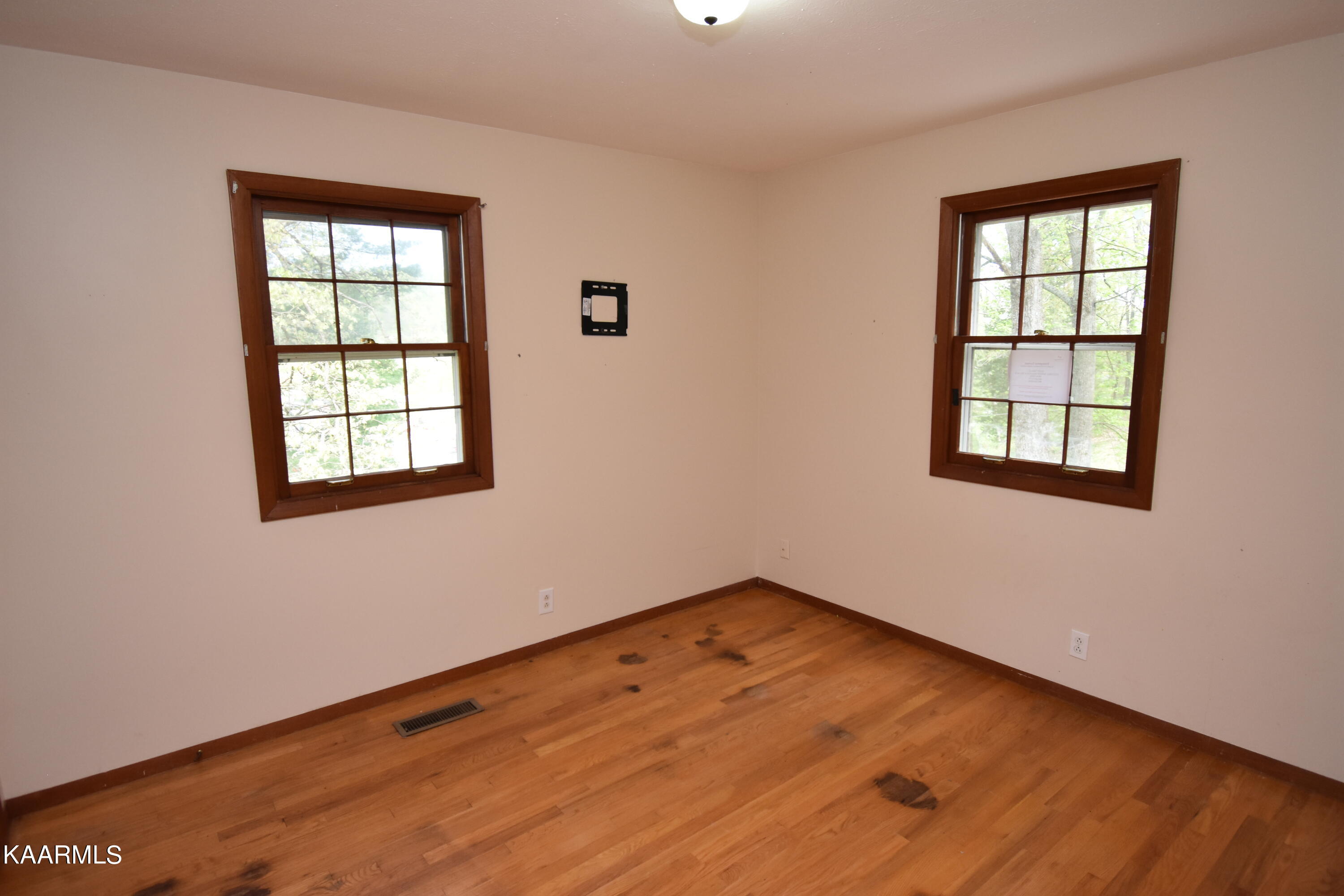 4310 Brown Gap Road Knoxville, TN 37918 - Photo 11 of 16 DSC_0021