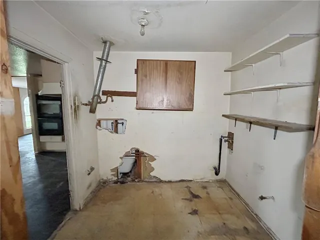 $85,000 | 2401 Taffy Drive, Marrero, LA 70072