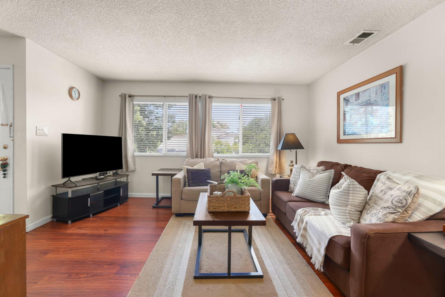 1369 Del Rio Circle, Unit D Concord, CA 94518 - Photo 9 of 23