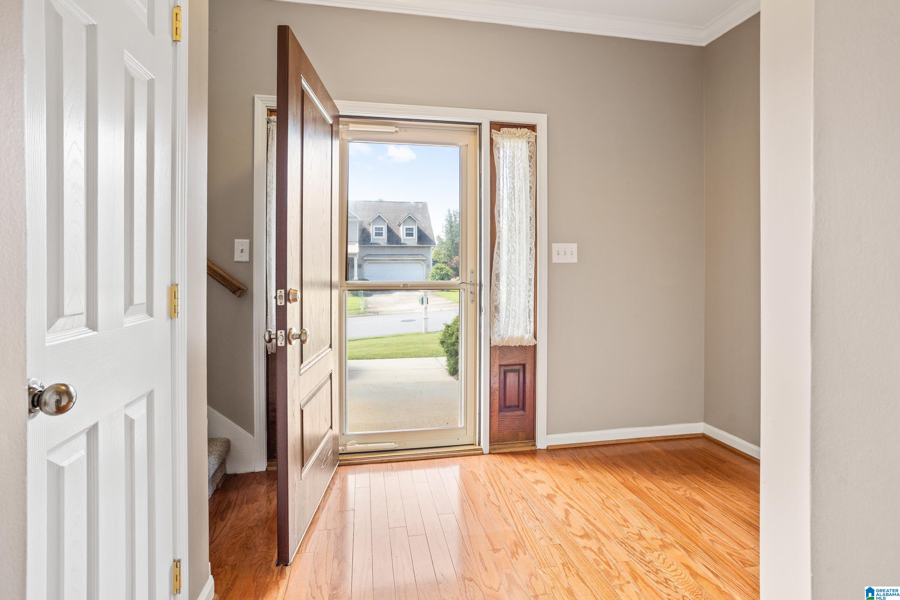 218 Nottingham Drive Calera, AL 35040 - Photo 3 of 53