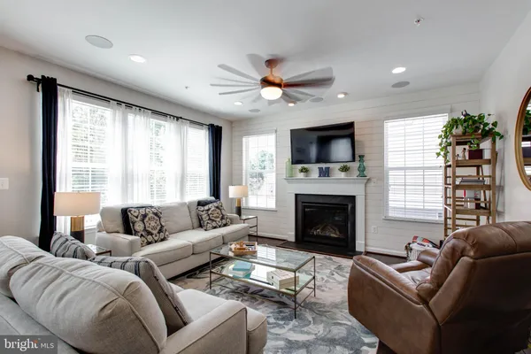 $770,000 | 7870 Sunhaven Way, Severn, MD 21144