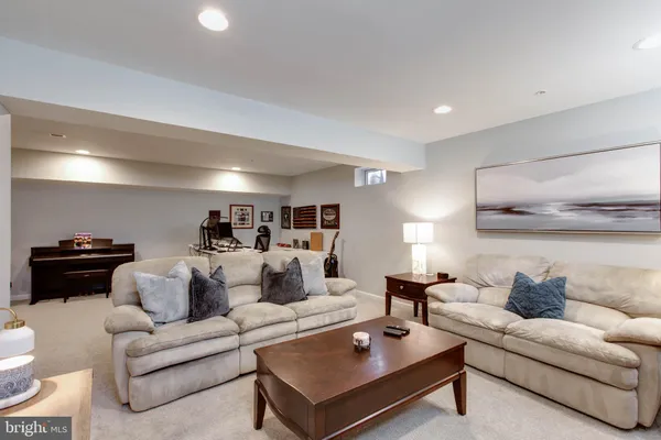 $770,000 | 7870 Sunhaven Way, Severn, MD 21144