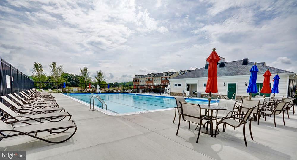 7870 Sunhaven Way Severn, MD 21144 - Photo 66 of 70 Community Pool