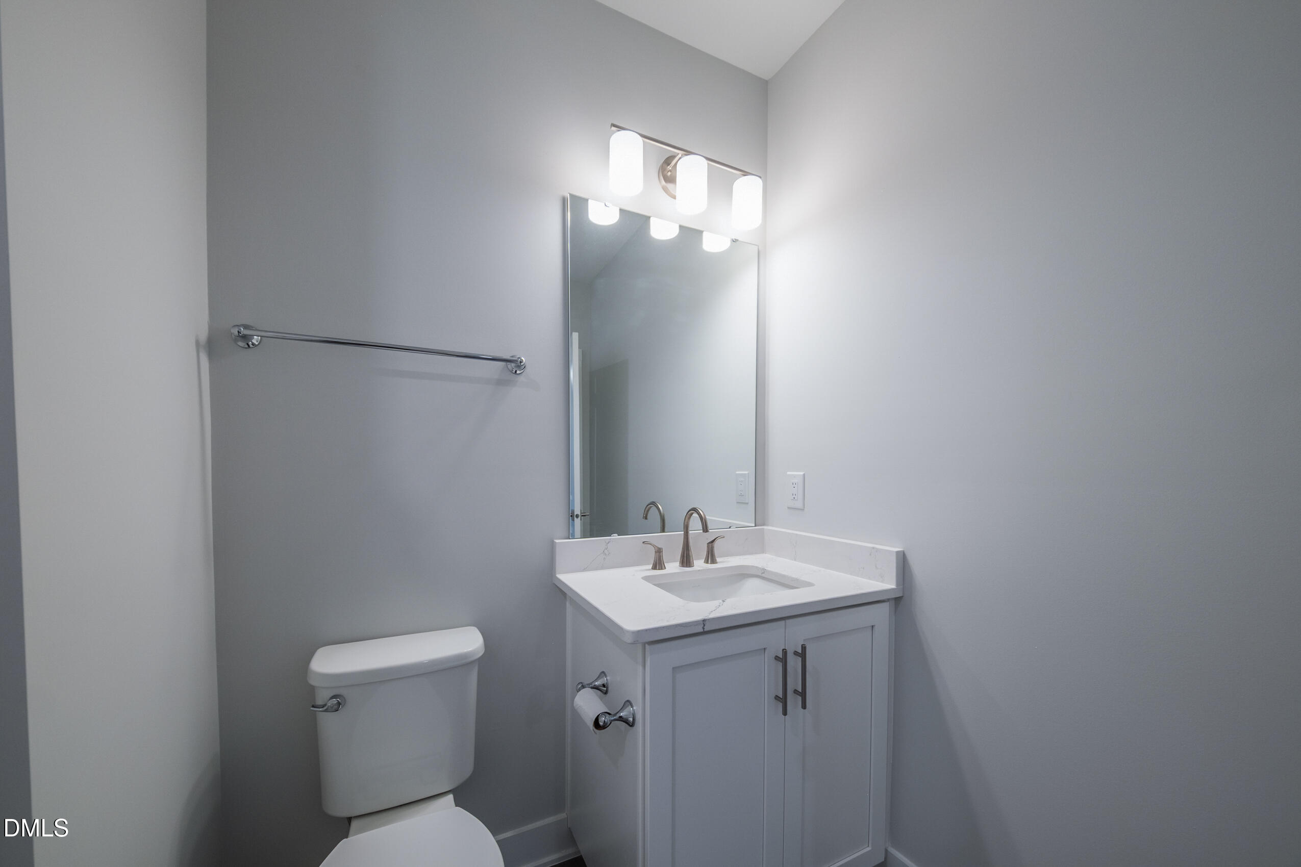 11548 Helmond Way, Unit 110 Raleigh, NC 27617 - Photo 17 of 39 DSCF4645