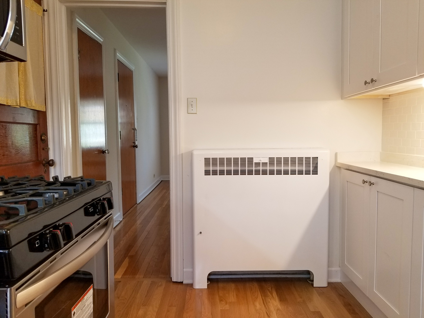 86 Lincoln Avenue, Unit 2E Riverside, IL 60546 - Photo 4 of 15