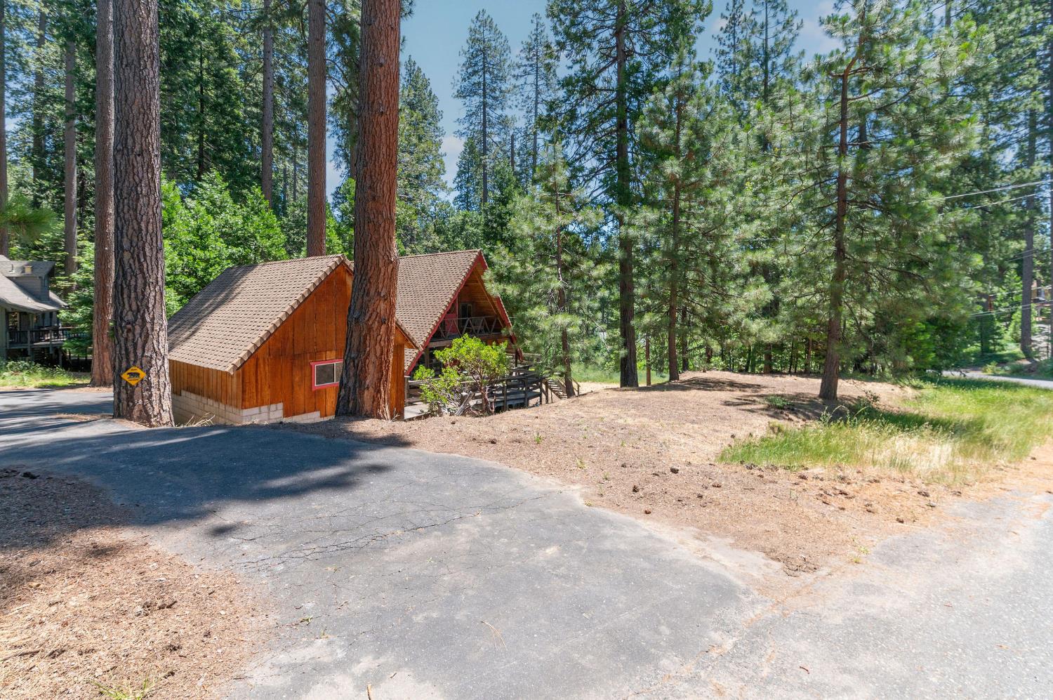 1380 Incline Way Arnold, CA 95223 - Photo 36 of 38
