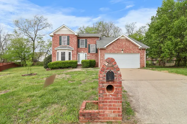 $1,950 | 1241 Gatsby Court, Clarksville, TN 37042