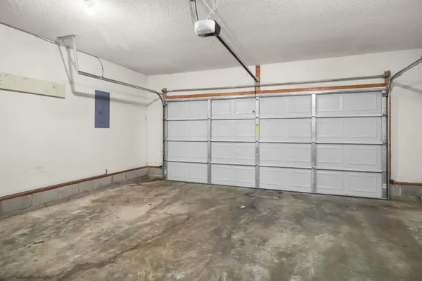 $1,950 | 1241 Gatsby Court, Clarksville, TN 37042