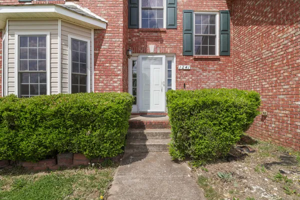 $1,950 | 1241 Gatsby Court, Clarksville, TN 37042