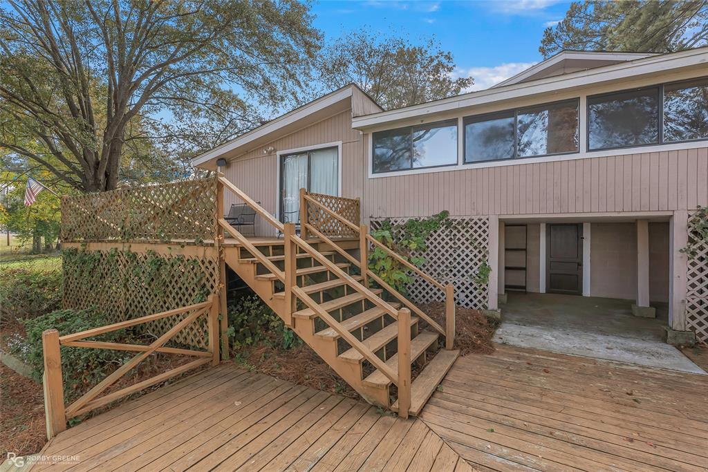 114 Quail Trail Homer, LA 71040 - Photo 4 of 40 Outdoor multi-level deck