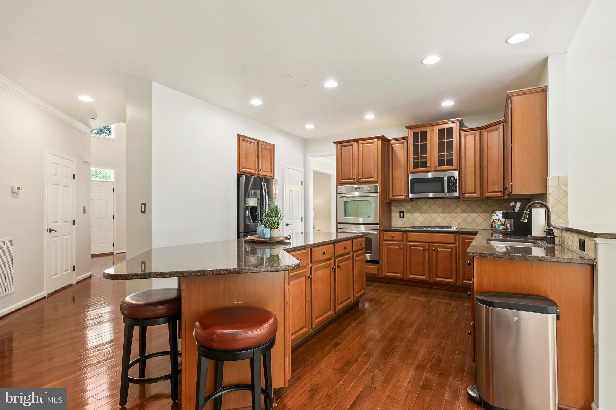 4954 Pebble Run Road Warrenton, VA 20187 - Photo 11 of 67 SS appliances
