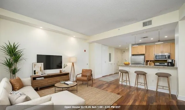 $749,000 | 159 2nd Street, Unit 601, Jersey City, NJ 07302